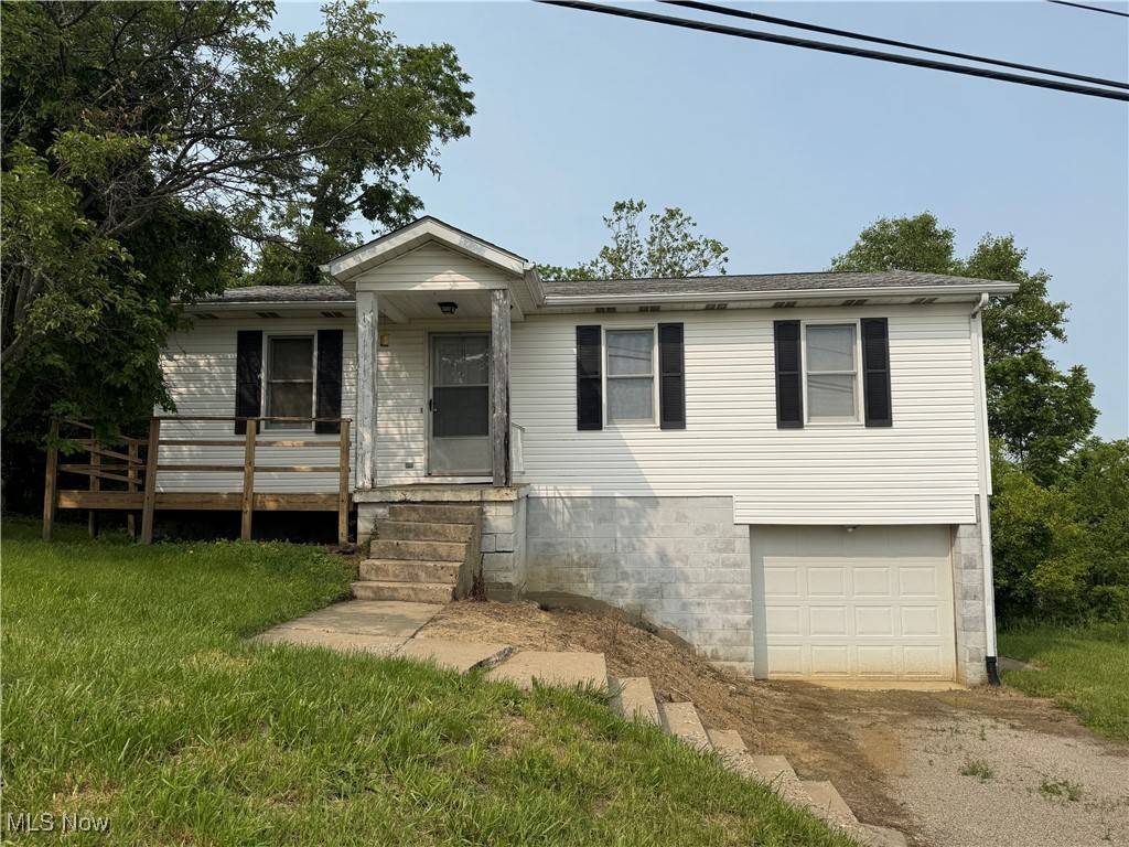 St Clairsville, OH 43950,67477 Willow Grove RD