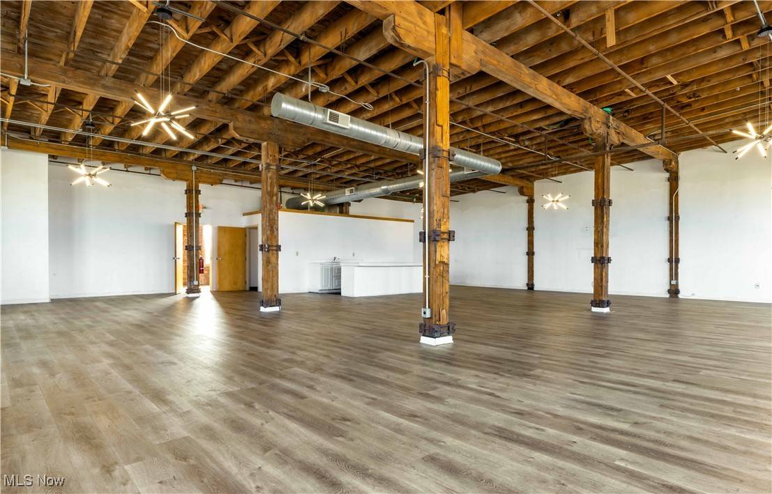 Cleveland, OH 44114,3800 Lakeside AVE E #400