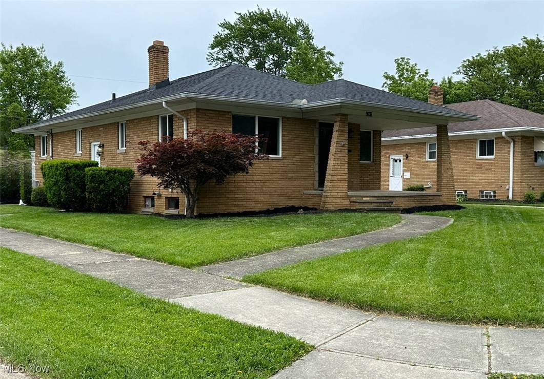 Fairview Park, OH 44126,4281 Grannis RD