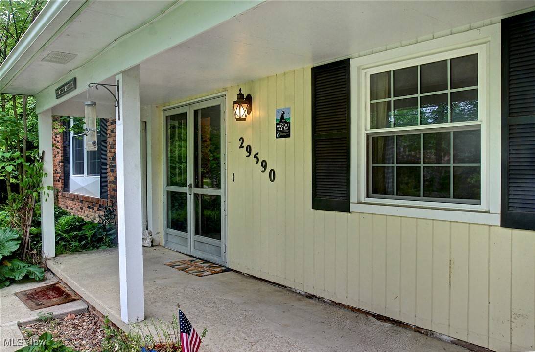 North Olmsted, OH 44070,29590 Broxbourne RD