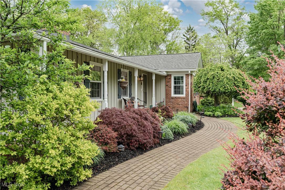 Pepper Pike, OH 44124,31449 Pinetree RD