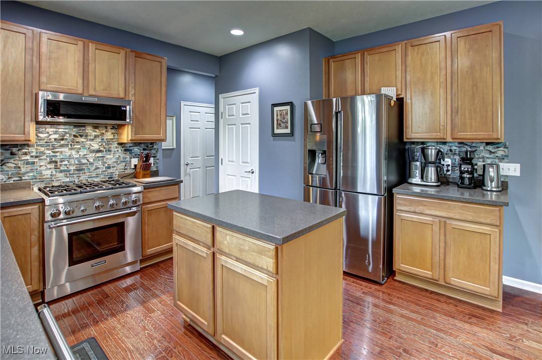 Brunswick, OH 44212,5160 Kenton LN