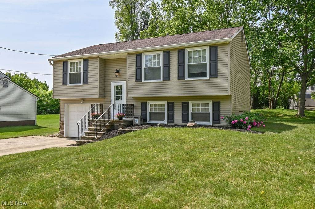 Stow, OH 44224,2610 Norton RD