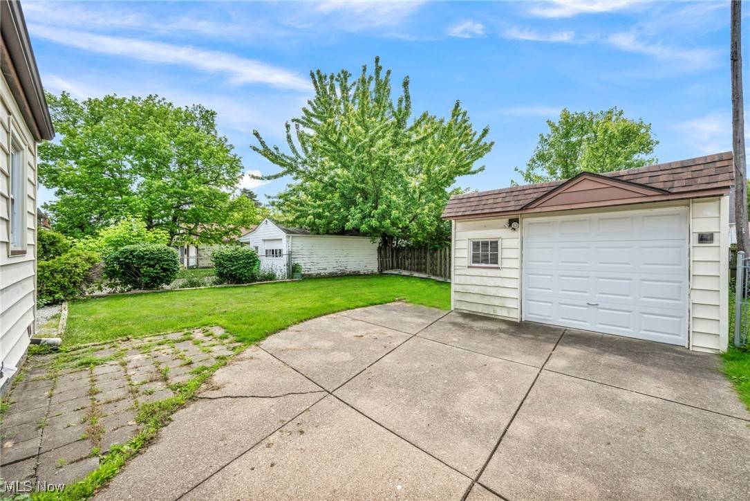 Garfield Heights, OH 44125,13616 Woodward BLVD