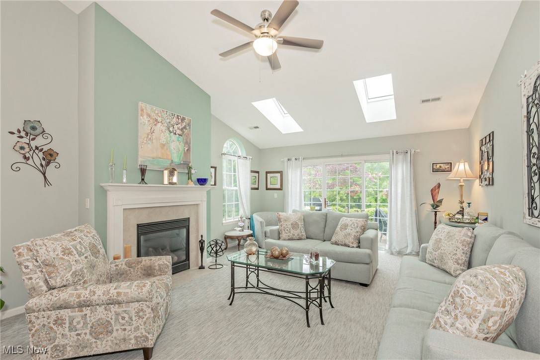 Macedonia, OH 44056,8729 Crestview DR