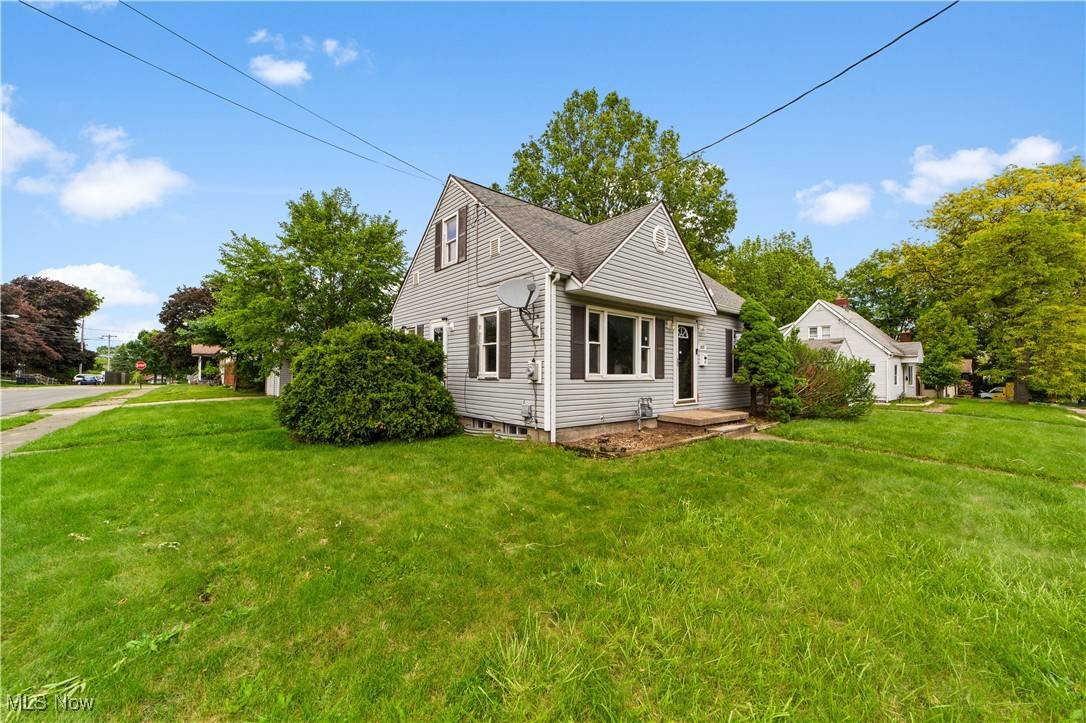 Akron, OH 44306,1035 Ray ST