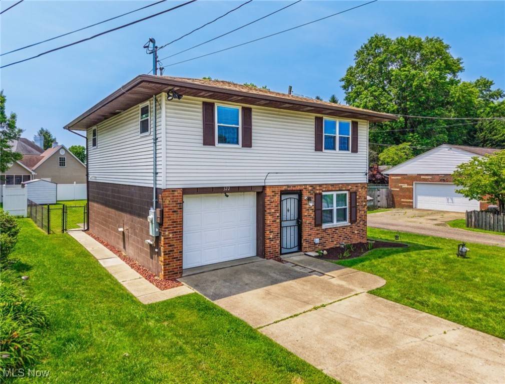 Vienna, WV 26105,322 46th ST