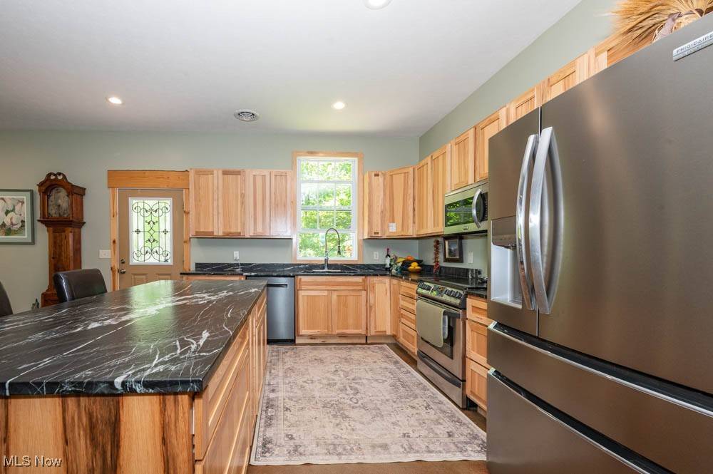 Homeworth, OH 44634,24416 Mountz RD