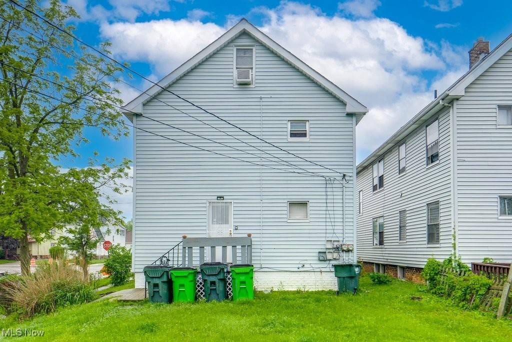Garfield Heights, OH 44125,8304 Garfield BLVD