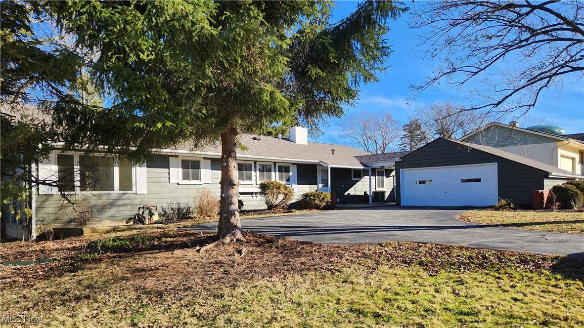 Brecksville, OH 44141,9315 Glenwood TRL