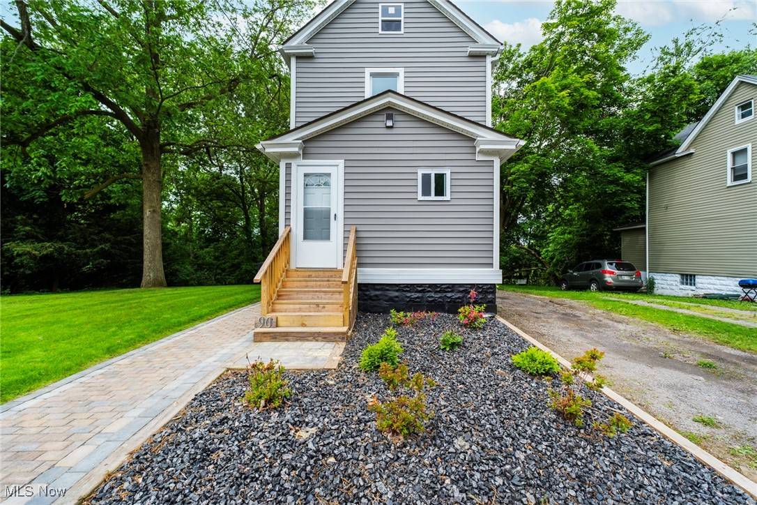 Struthers, OH 44471,90 Frank ST