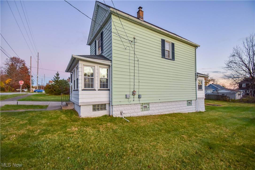 Campbell, OH 44405,303 Whipple AVE