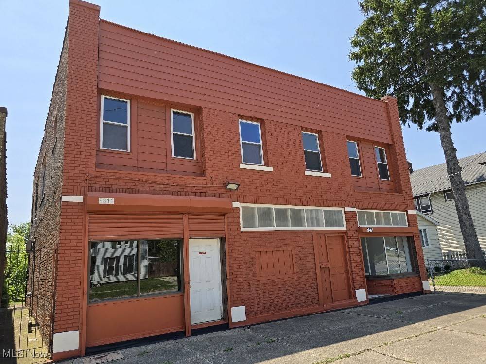 Cleveland, OH 44109,3811 Denison AVE