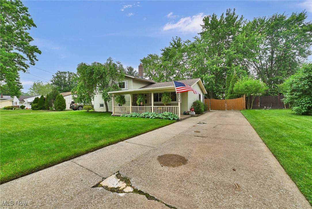 North Ridgeville, OH 44039,4853 Charles RD