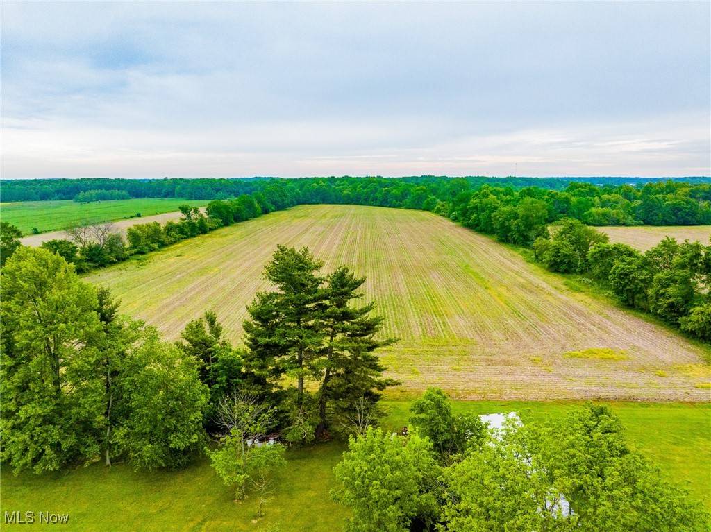 Sullivan, OH 44880,195 County Road 681