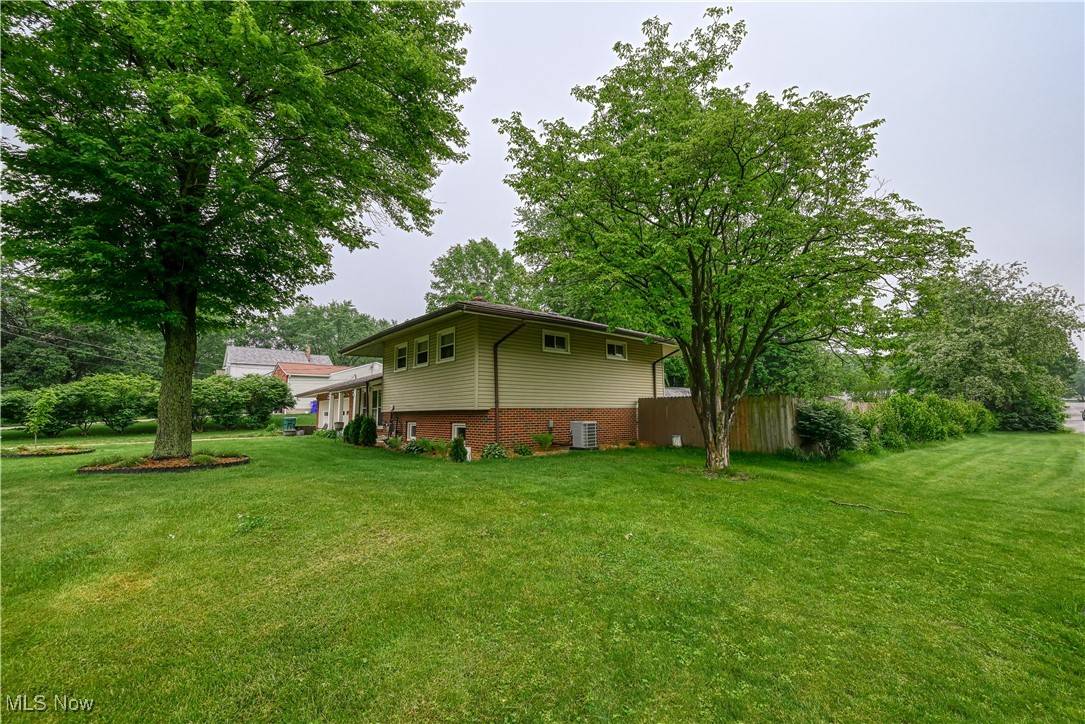 Kent, OH 44240,3868 Lor Ron AVE