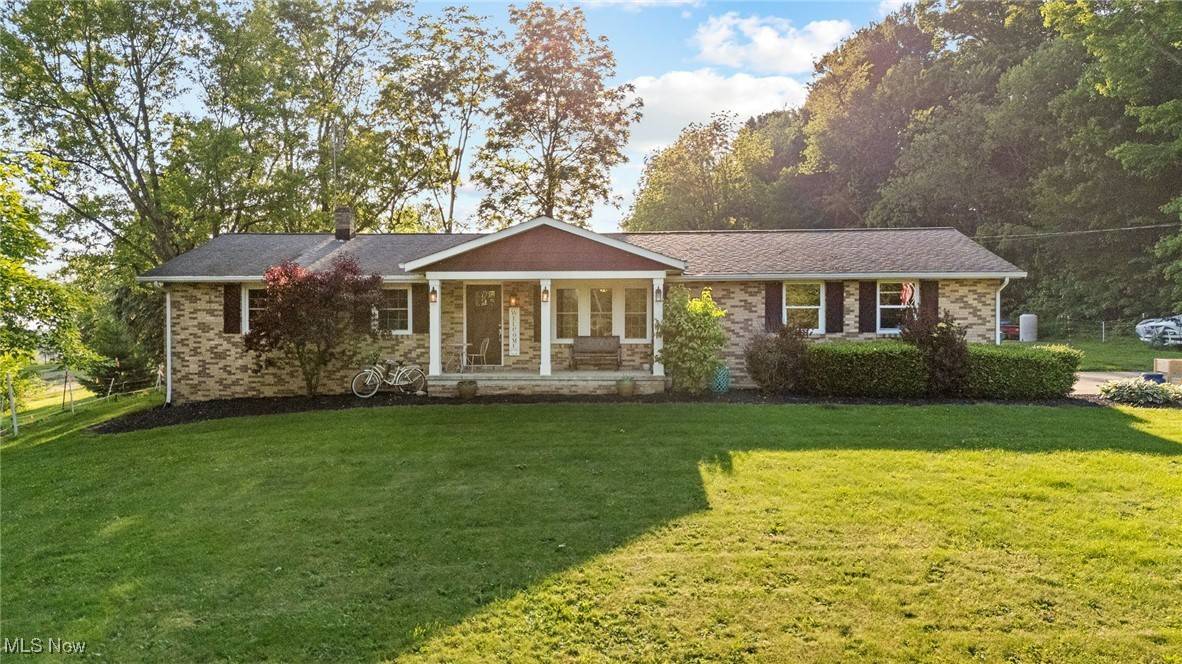 Louisville, OH 44641,5765 Maplegrove AVE NE