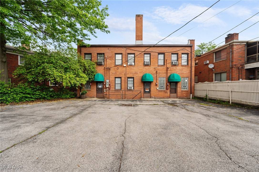 Cleveland, OH 44107,16903 Fischer RD
