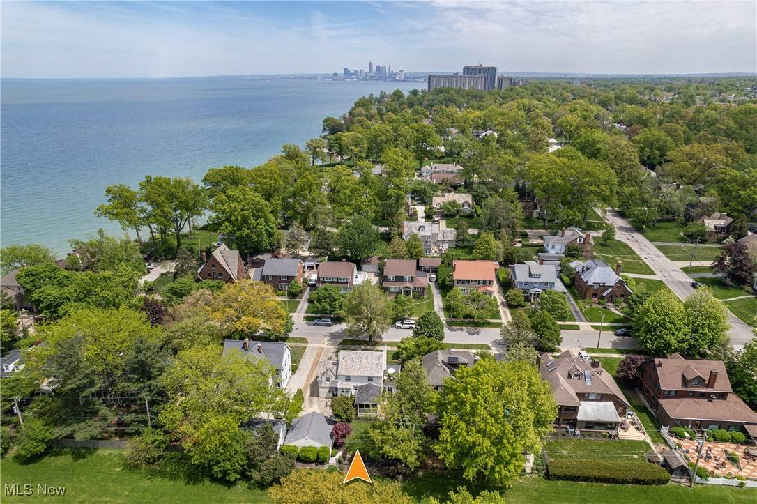 Lakewood, OH 44107,1020 Parkside DR