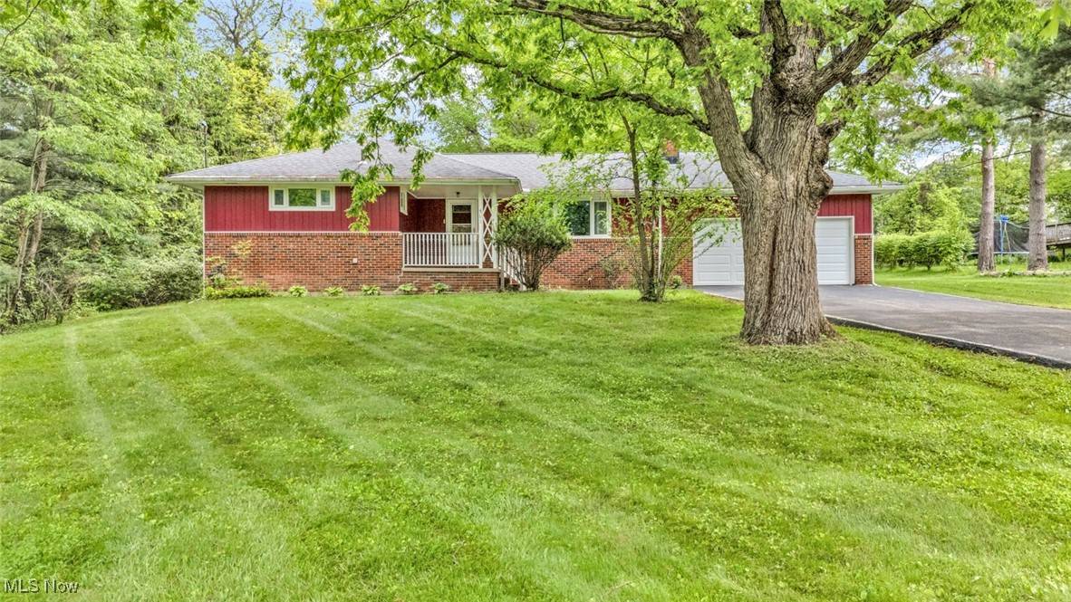 Macedonia, OH 44056,511 Janes LN