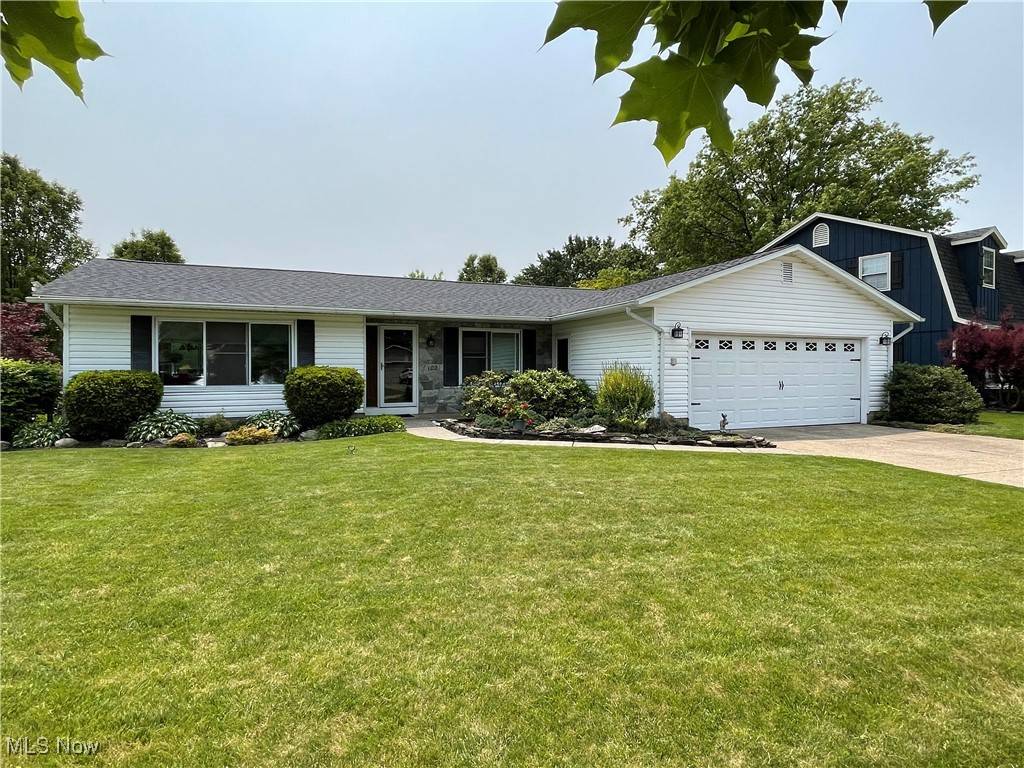 Elyria, OH 44035,102 Monticello CIR