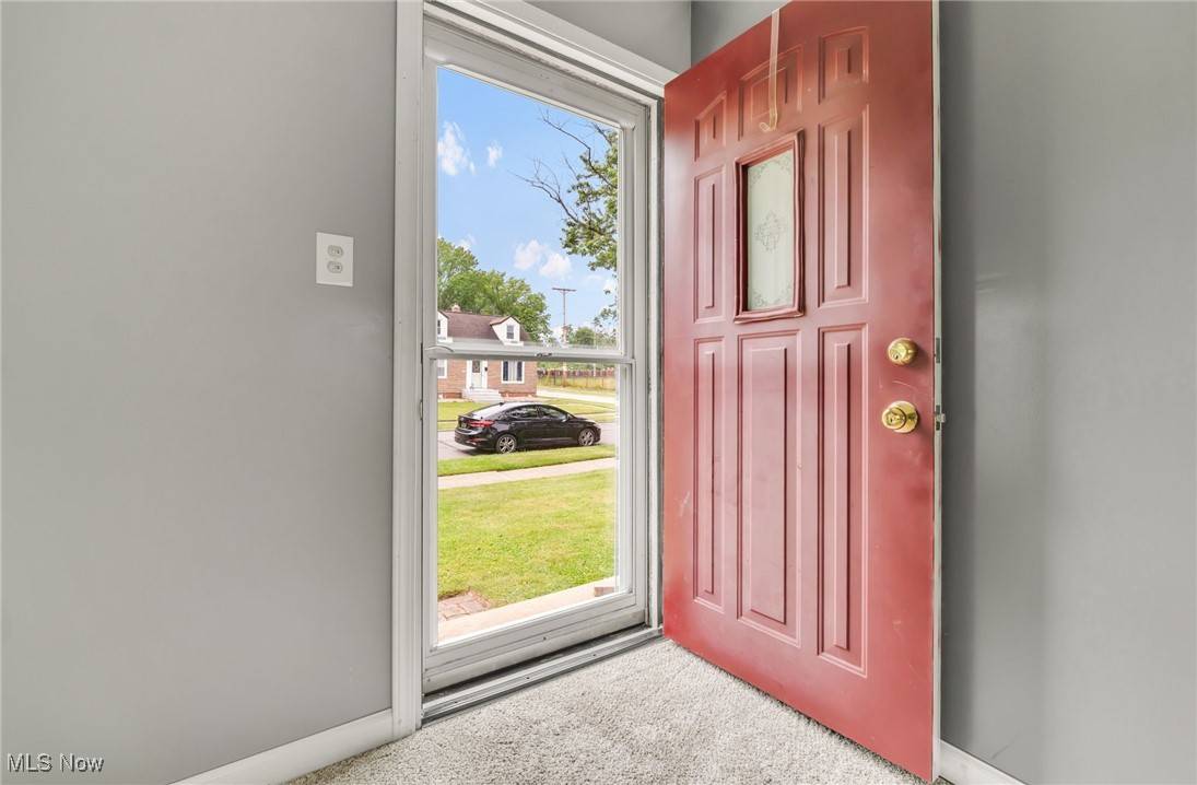 Parma, OH 44134,5002 Lincoln AVE