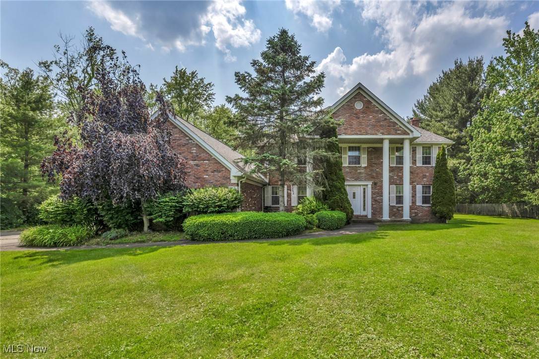 Moreland Hills, OH 44022,4000 Wiltshire RD