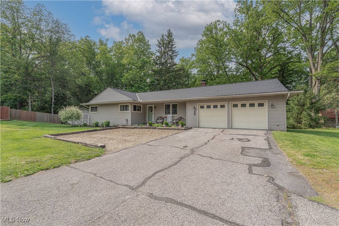 Elyria, OH 44035,35 Sandy LN