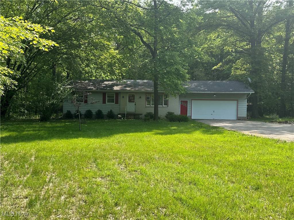 Lake Milton, OH 44429,1075 River RD