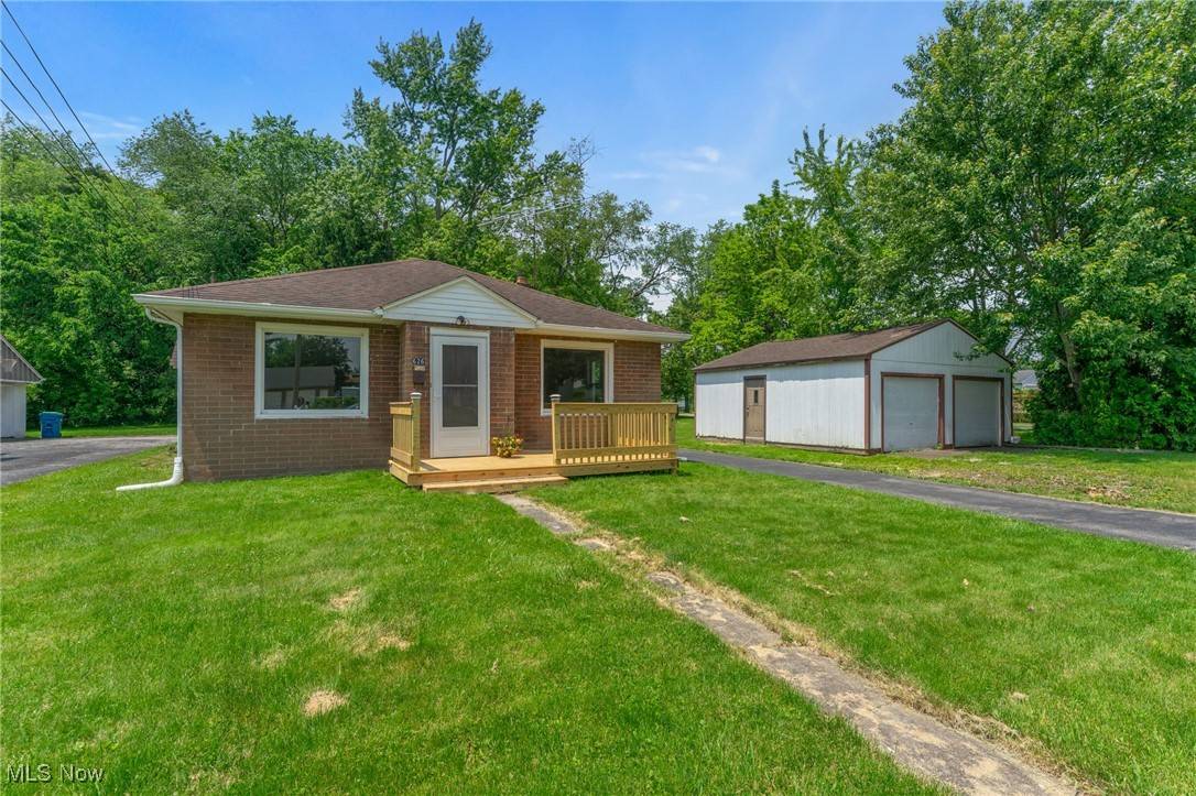 Hubbard, OH 44425,626 Jones ST