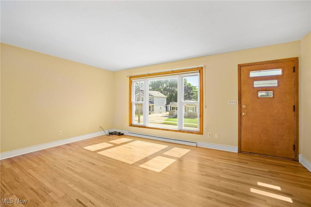 Akron, OH 44312,474 Hillman RD