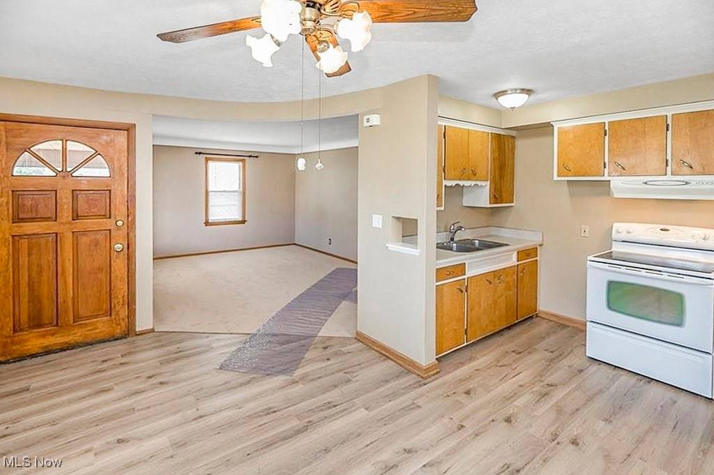 Maple Heights, OH 44137,14214 Reddington AVE