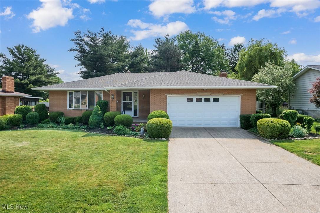 Seven Hills, OH 44131,5795 Mural DR