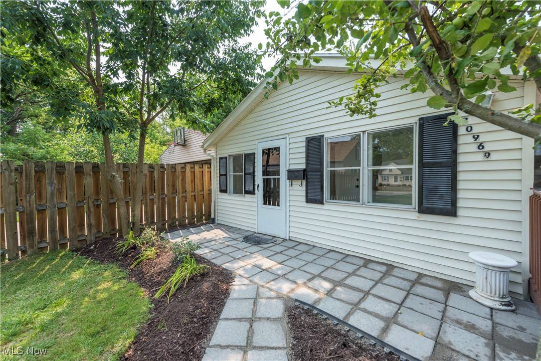 Fairview Park, OH 44126,20969 Stanford