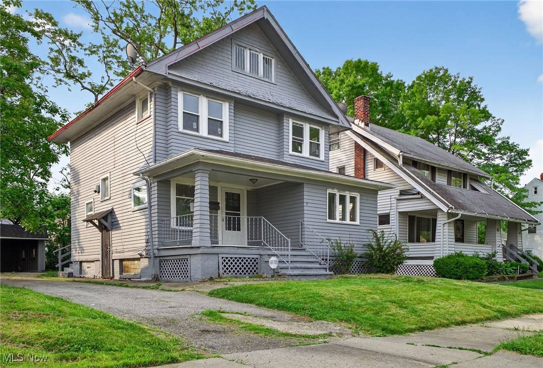 Cleveland Heights, OH 44112,839 Nela View RD