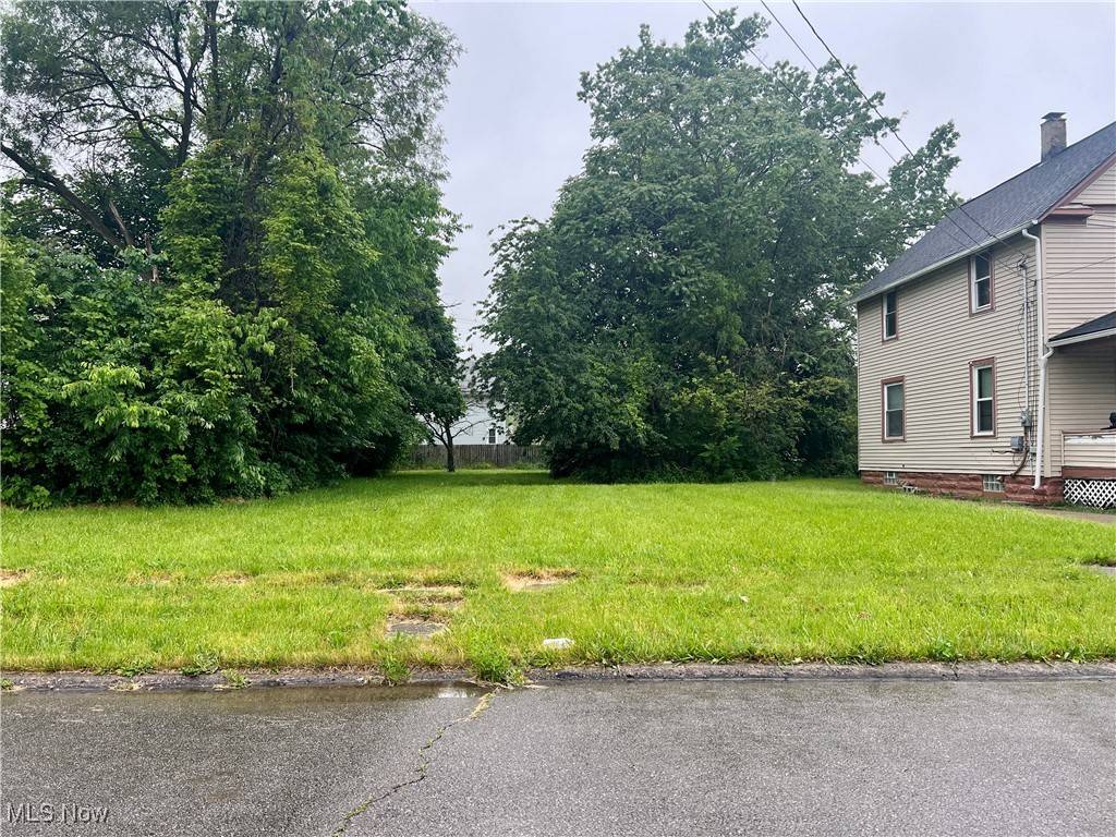 Lorain, OH 44055,Apple AVE