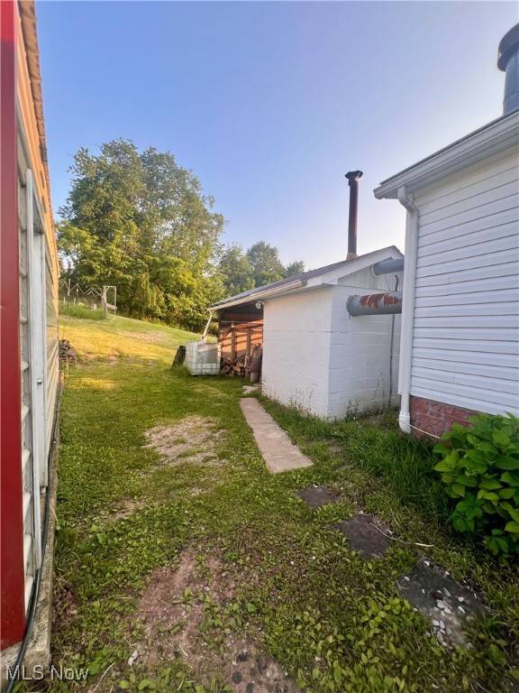 St Marys, WV 26170,8548 Mount Carmel Ridge Rd.