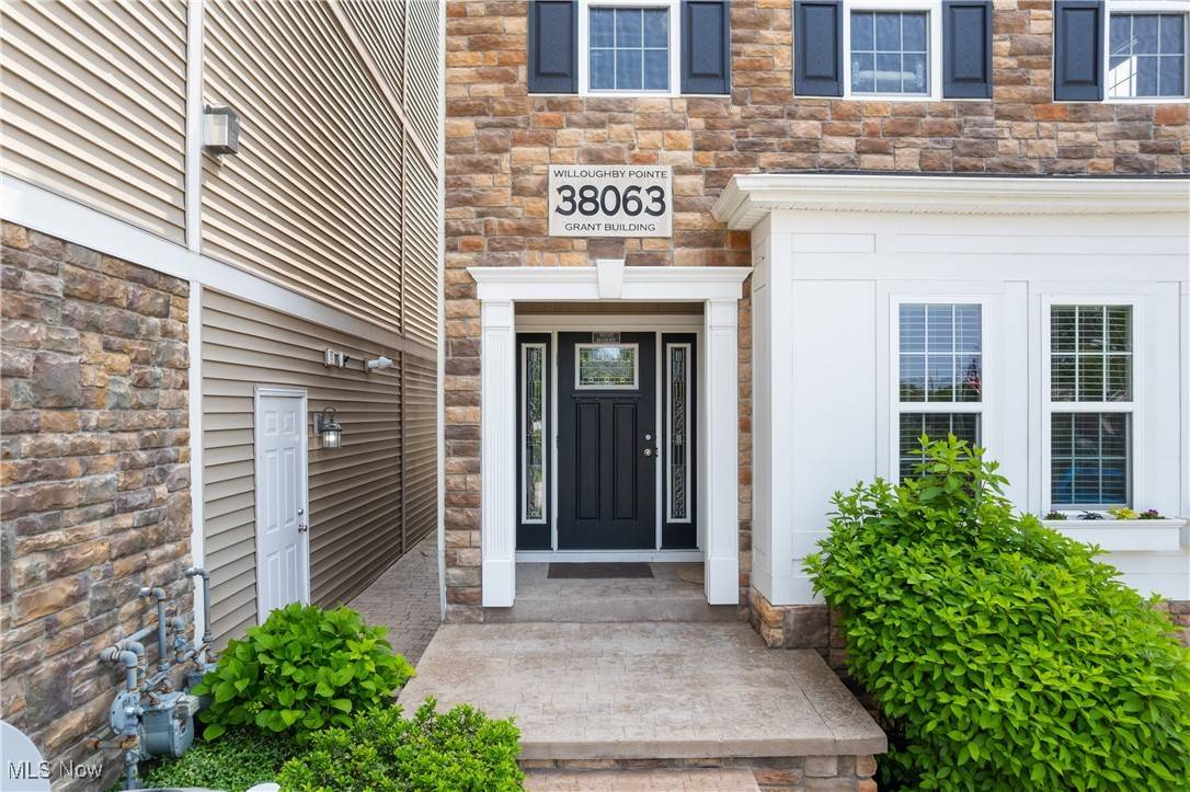 Willoughby, OH 44094,38063 Euclid AVE