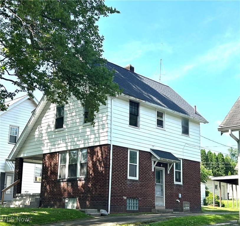 Mcdonald, OH 44437,334 Hayes AVE