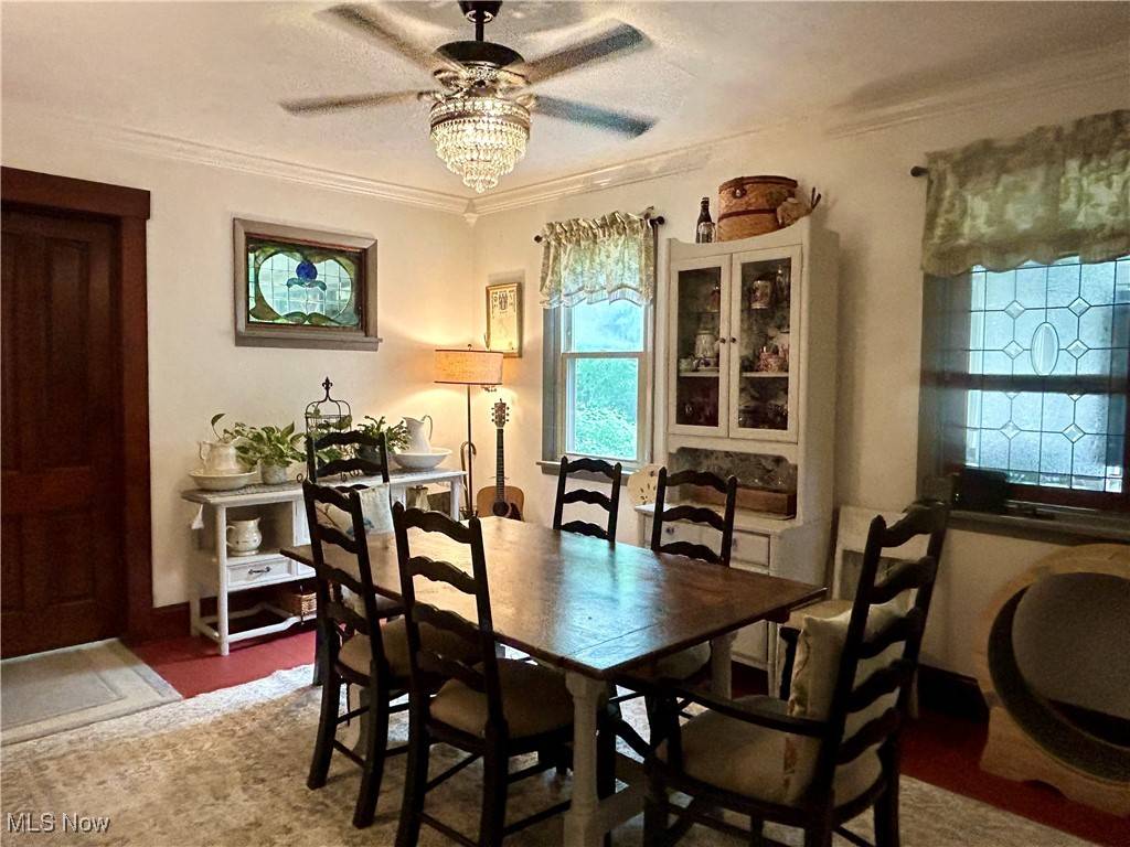 Valley City, OH 44280,586 Columbia RD