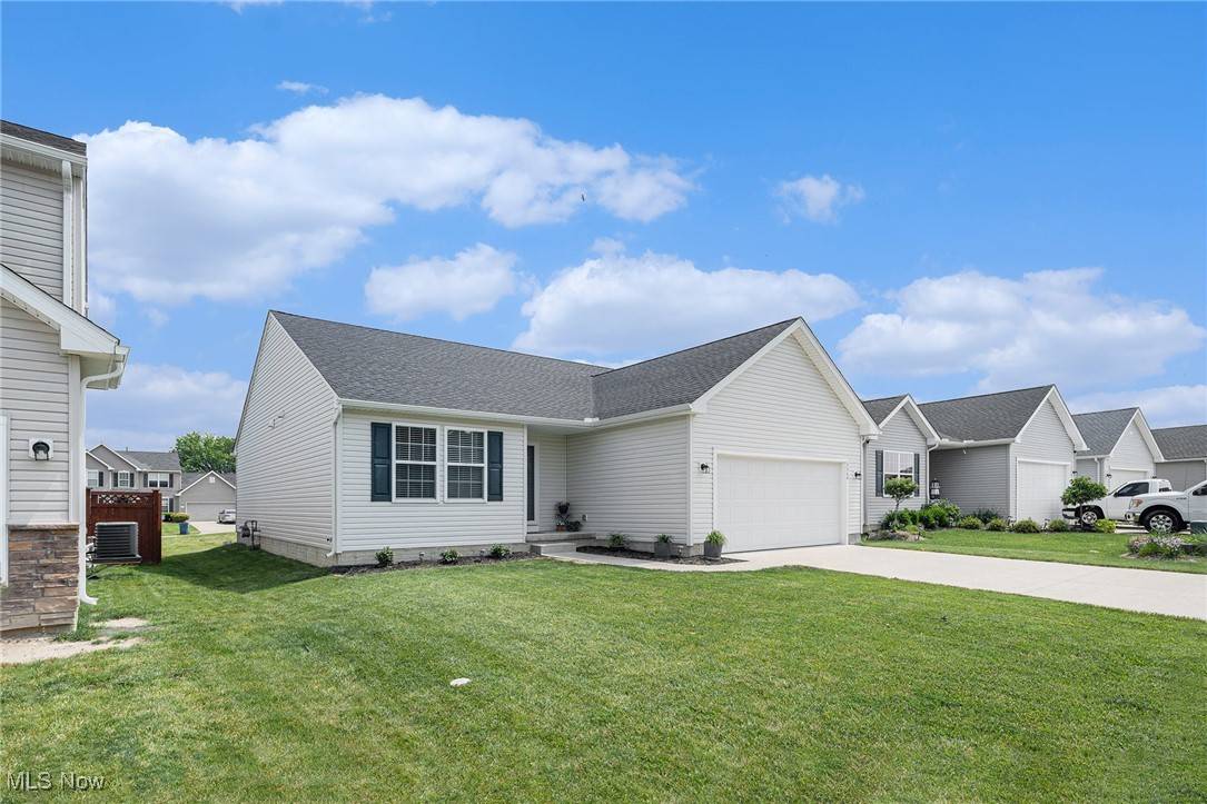 Lorain, OH 44053,3964 Primrose WAY