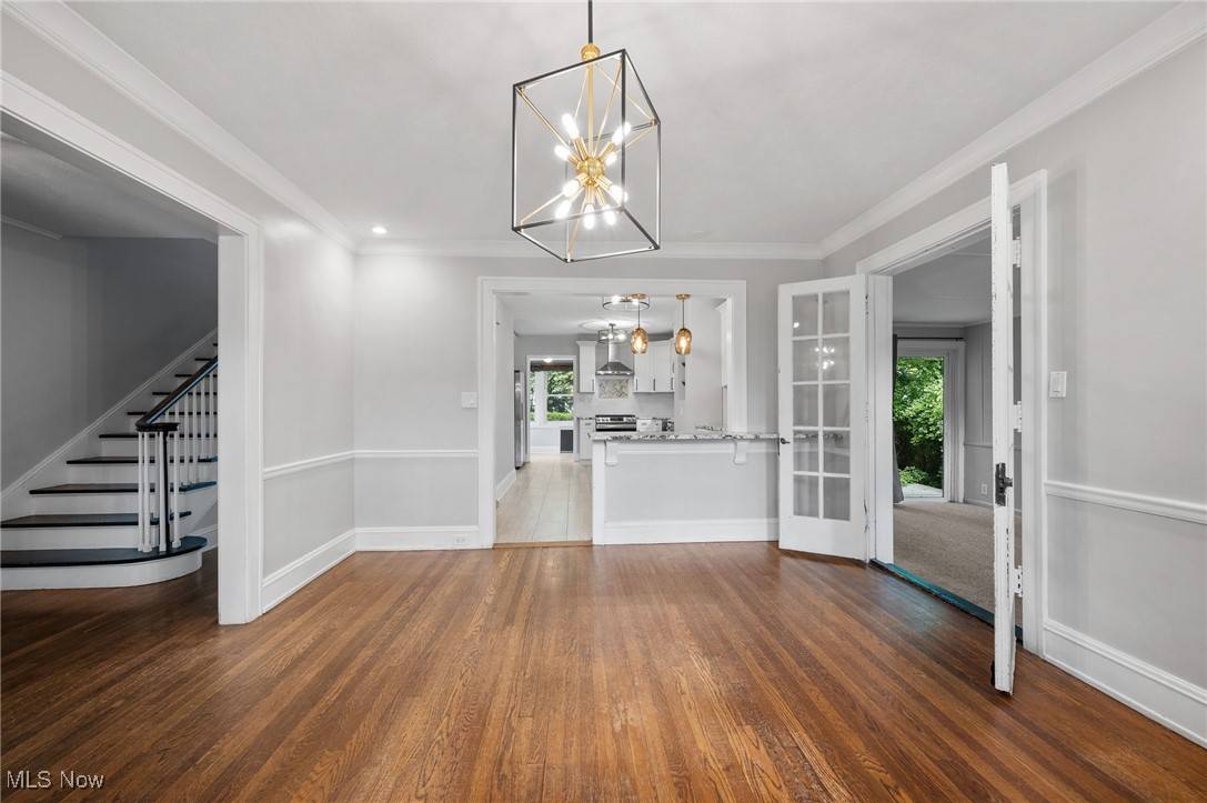 Shaker Heights, OH 44120,2924 Brighton RD