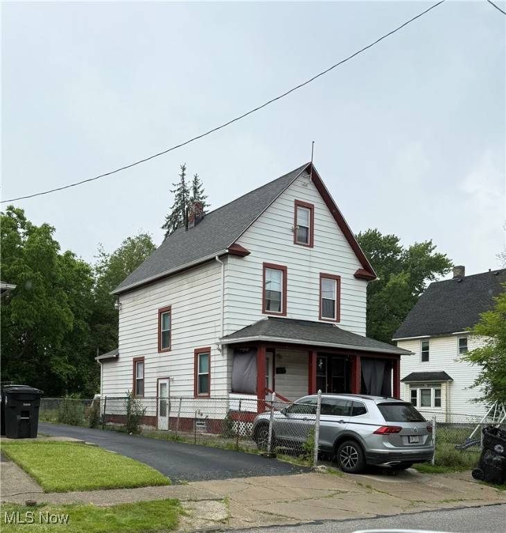 Cleveland, OH 44104,9702 Raymond AVE