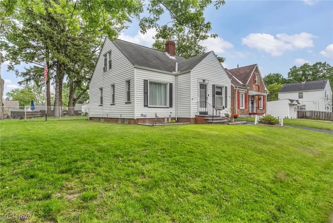 Garfield Heights, OH 44125,5020 E 117th ST