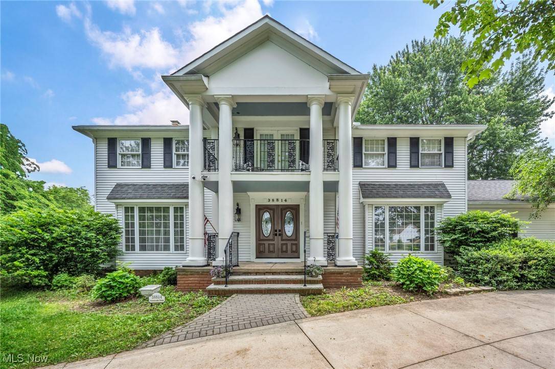 Willoughby, OH 44094,38814 Johnnycake Ridge RD