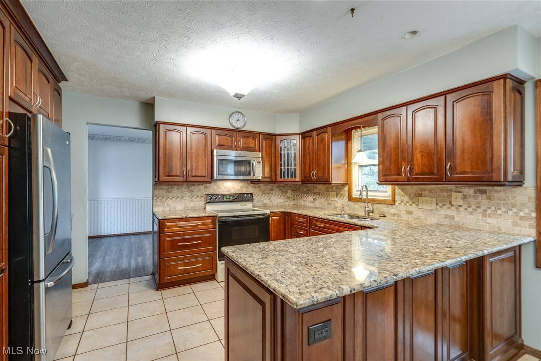 North Ridgeville, OH 44039,6690 Nicoll DR