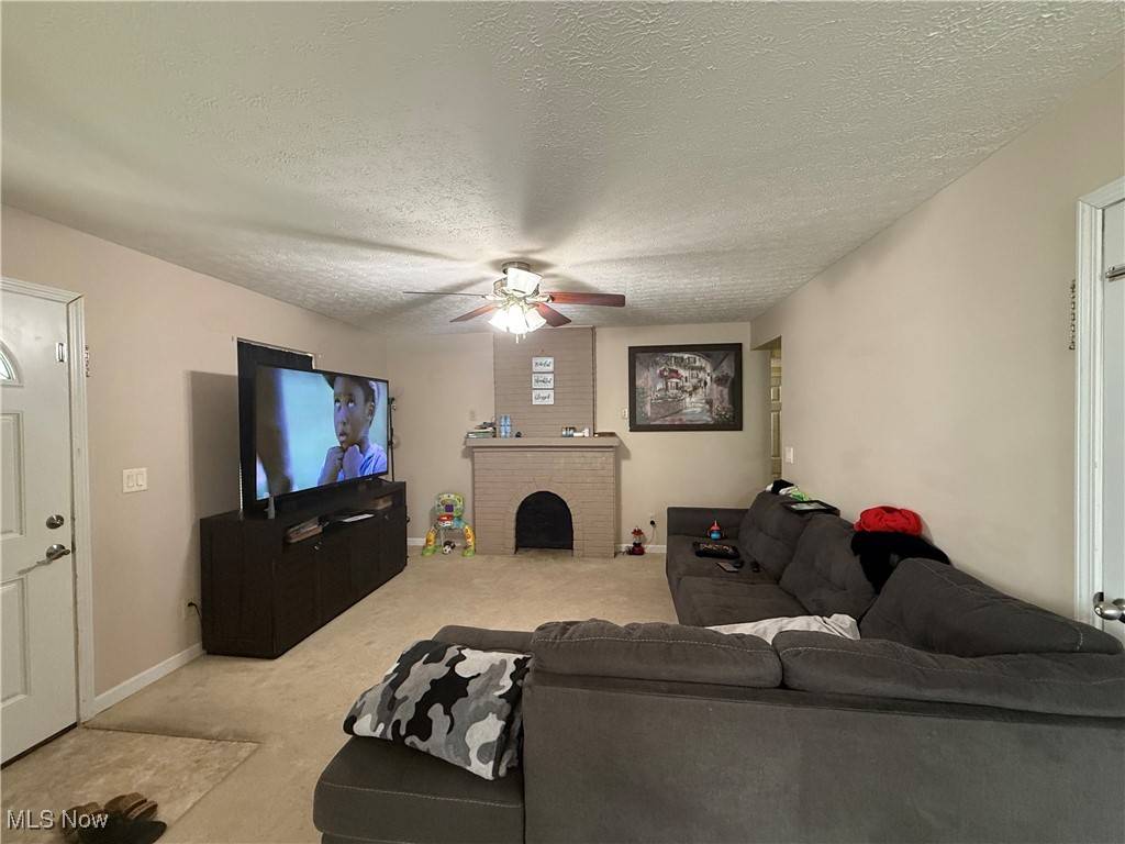 Parkersburg, WV 26101,700 Knopp ST