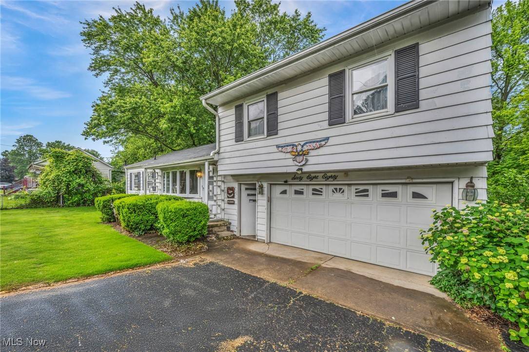 North Ridgeville, OH 44039,6880 Root