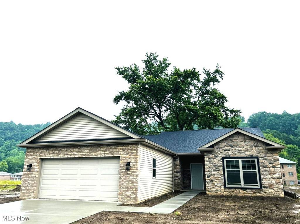 Weirton, WV 26062,279 Haley CIR