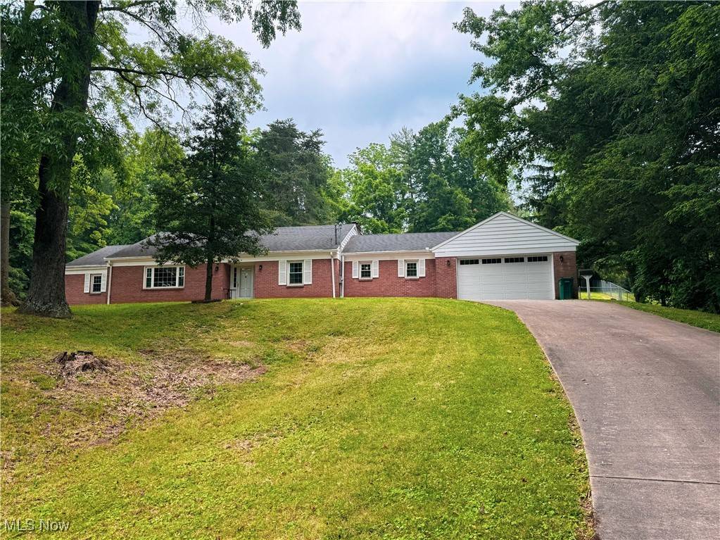 Parkersburg, WV 26104,7 Parkview DR